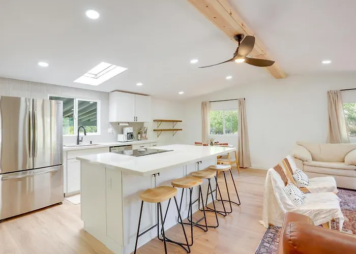 Mtn Views: Bright & Airy Home! Ferienhaus *